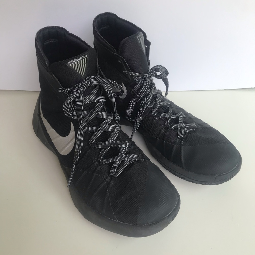Black Nike Hyperdunk 2015 Size 8